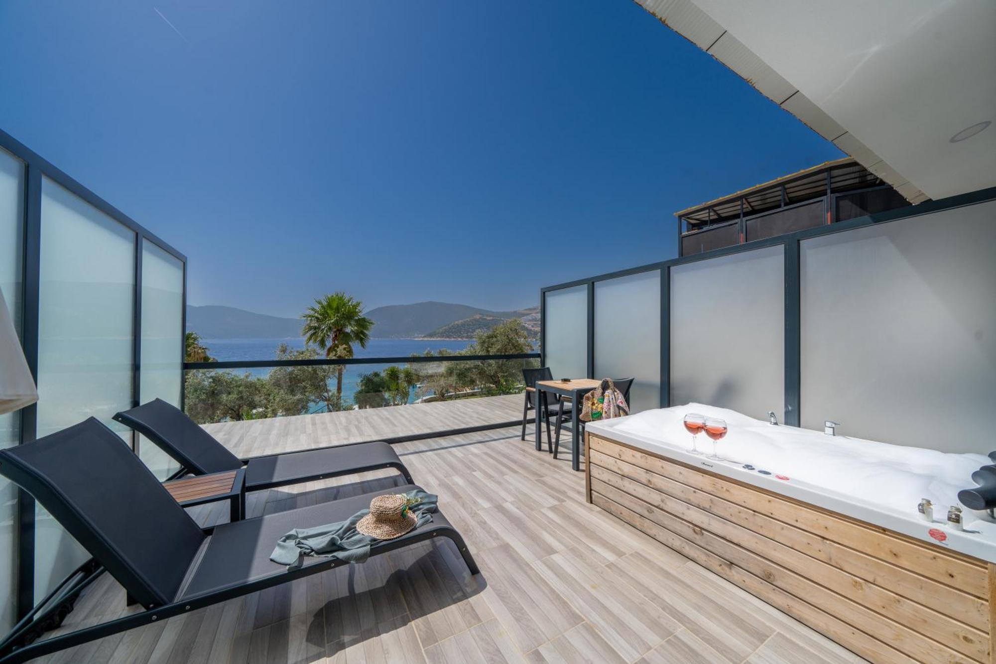Kalkan Beach Park Hotel 卡斯 外观 照片