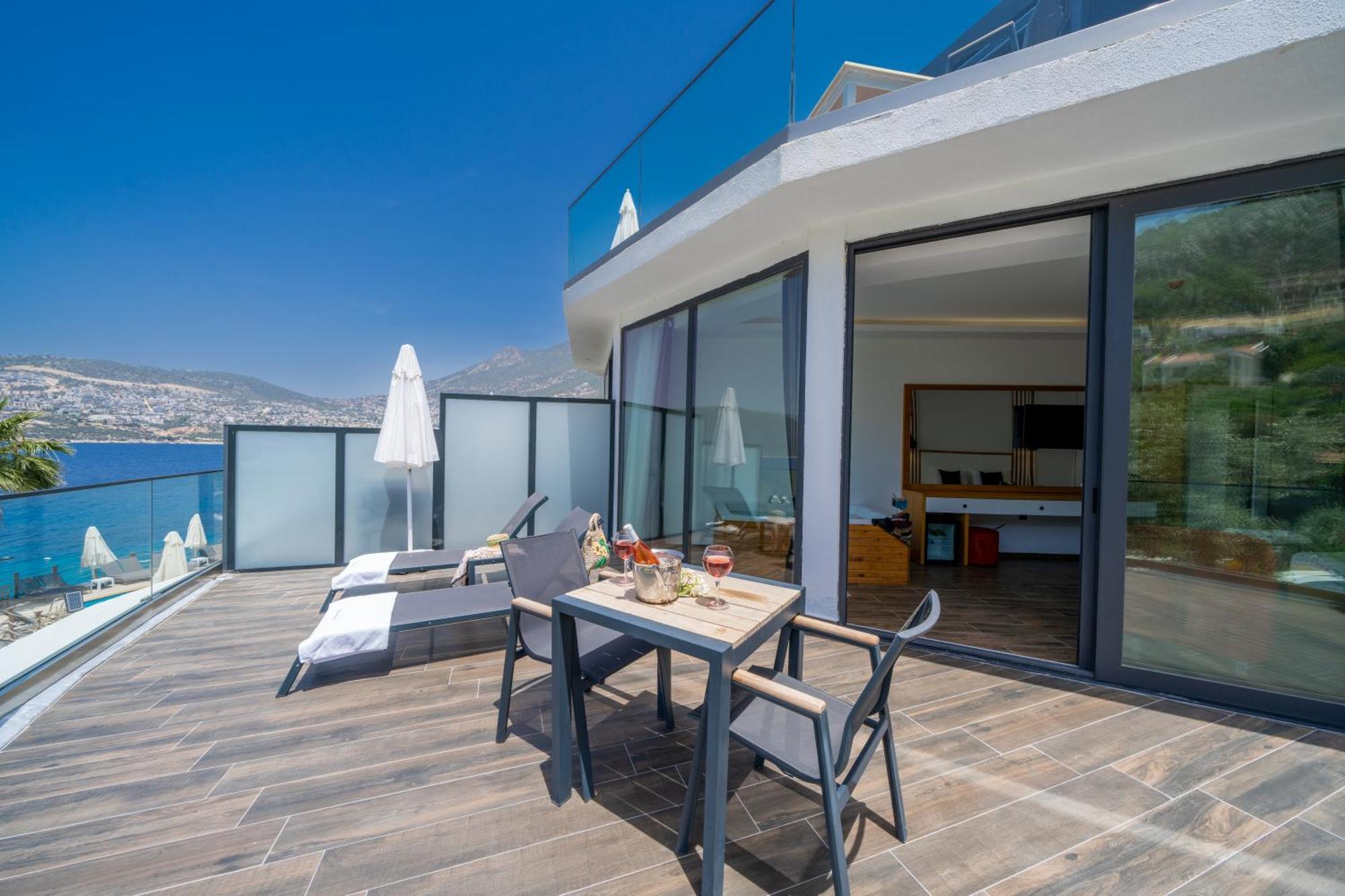 Kalkan Beach Park Hotel 卡斯 外观 照片