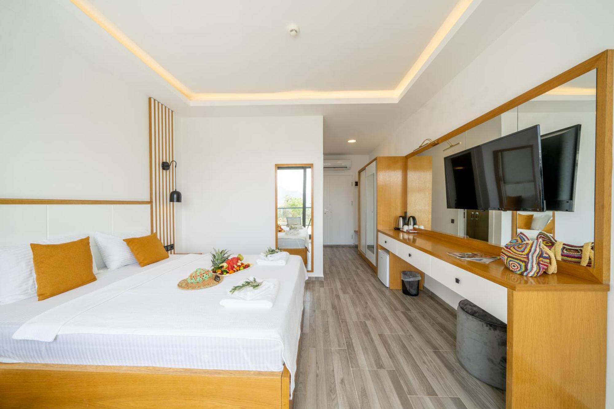 Kalkan Beach Park Hotel 卡斯 外观 照片